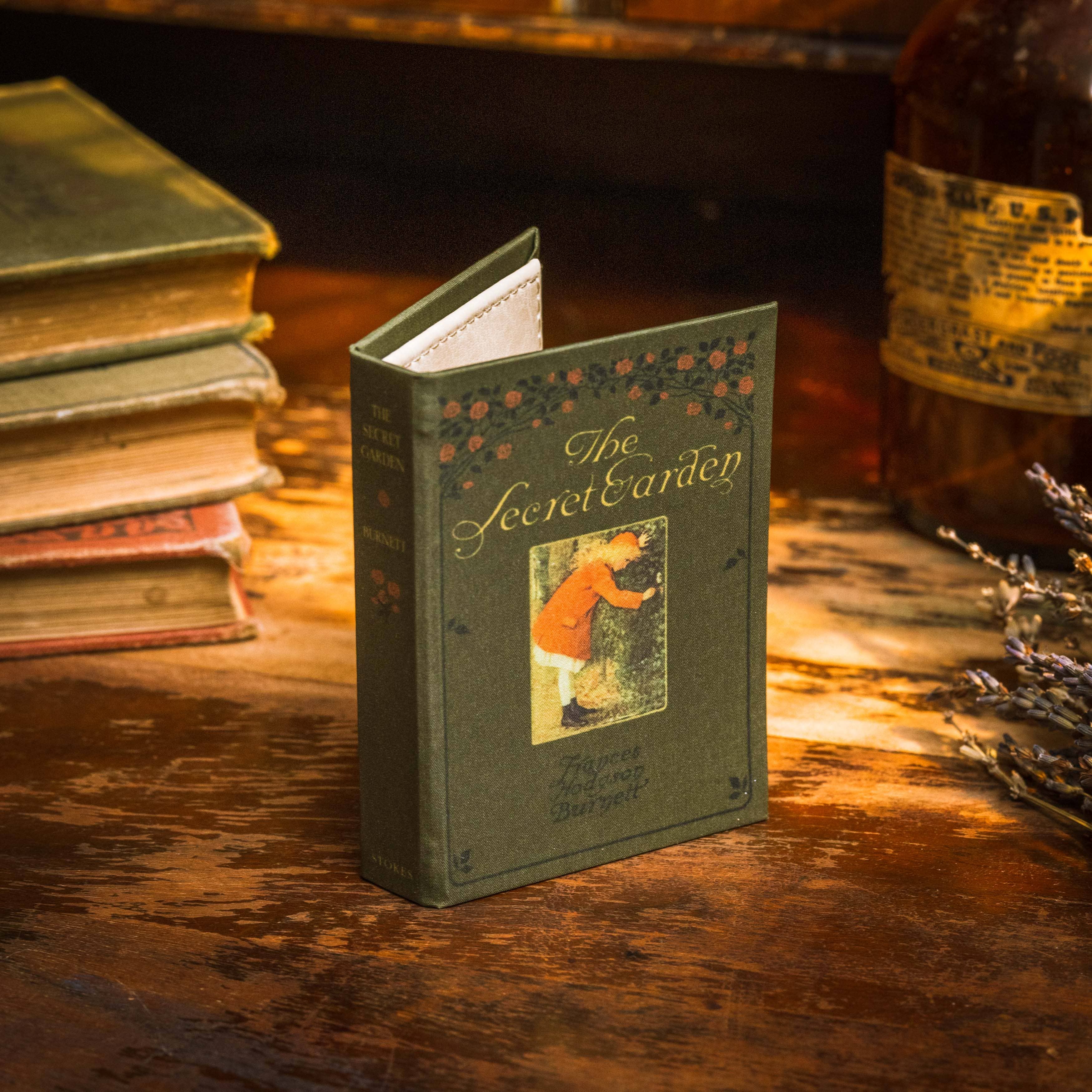 The Secret Garden by Frances Hodgson Burnett 1911 Book Wallet