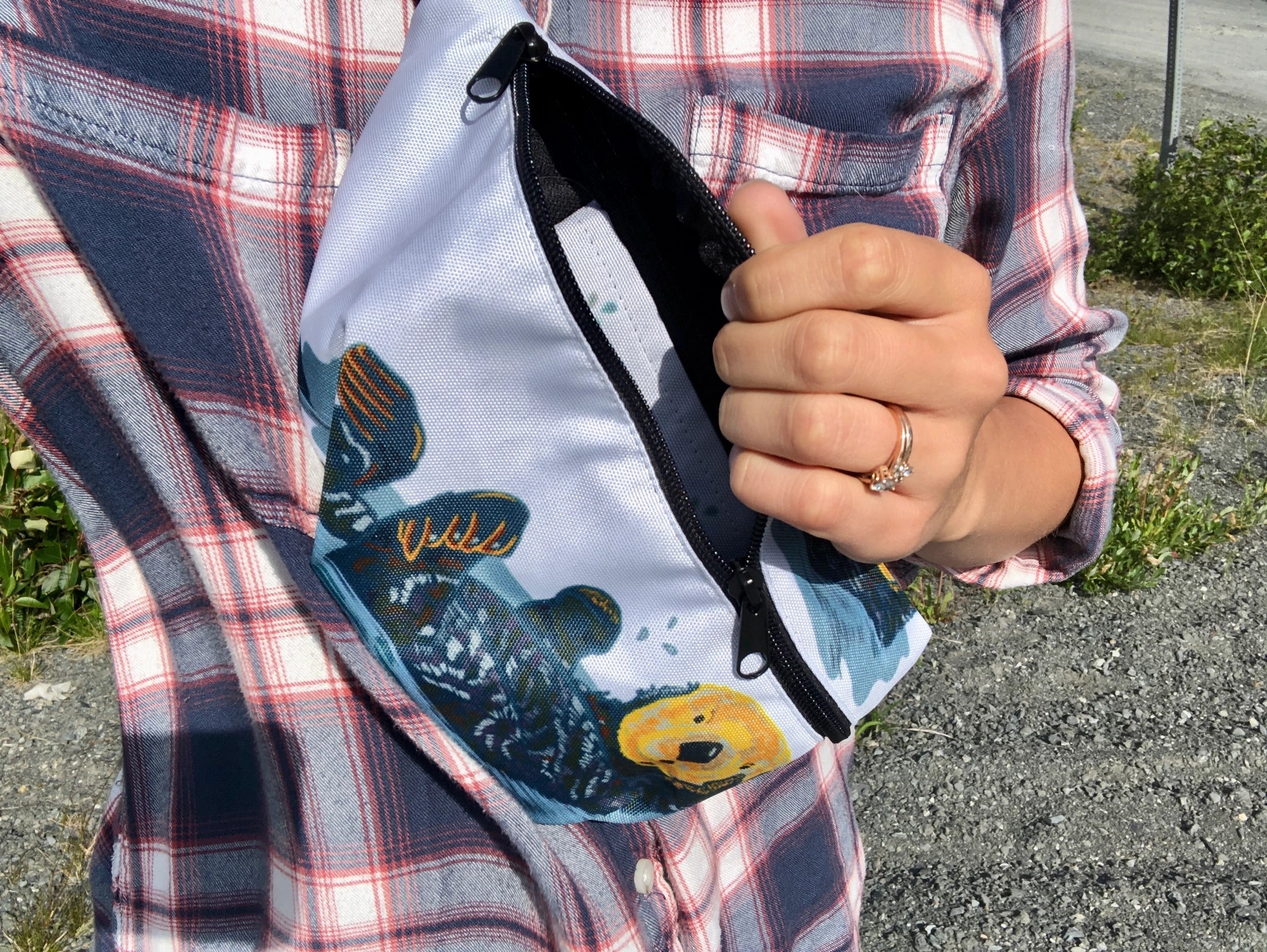 Alaskan Otter Fanny Pack - Printed Wildllife Adjustable Bag