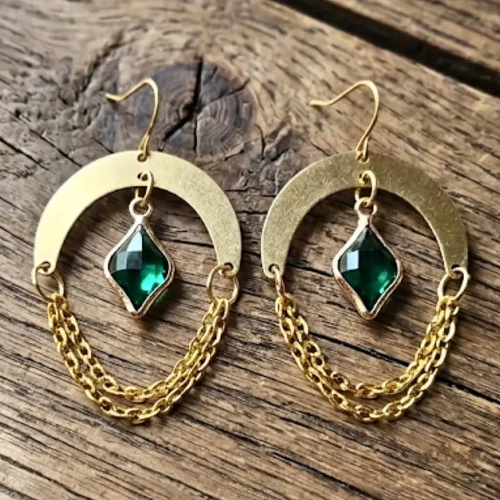 Celestial Emerald Drop Gold Chain