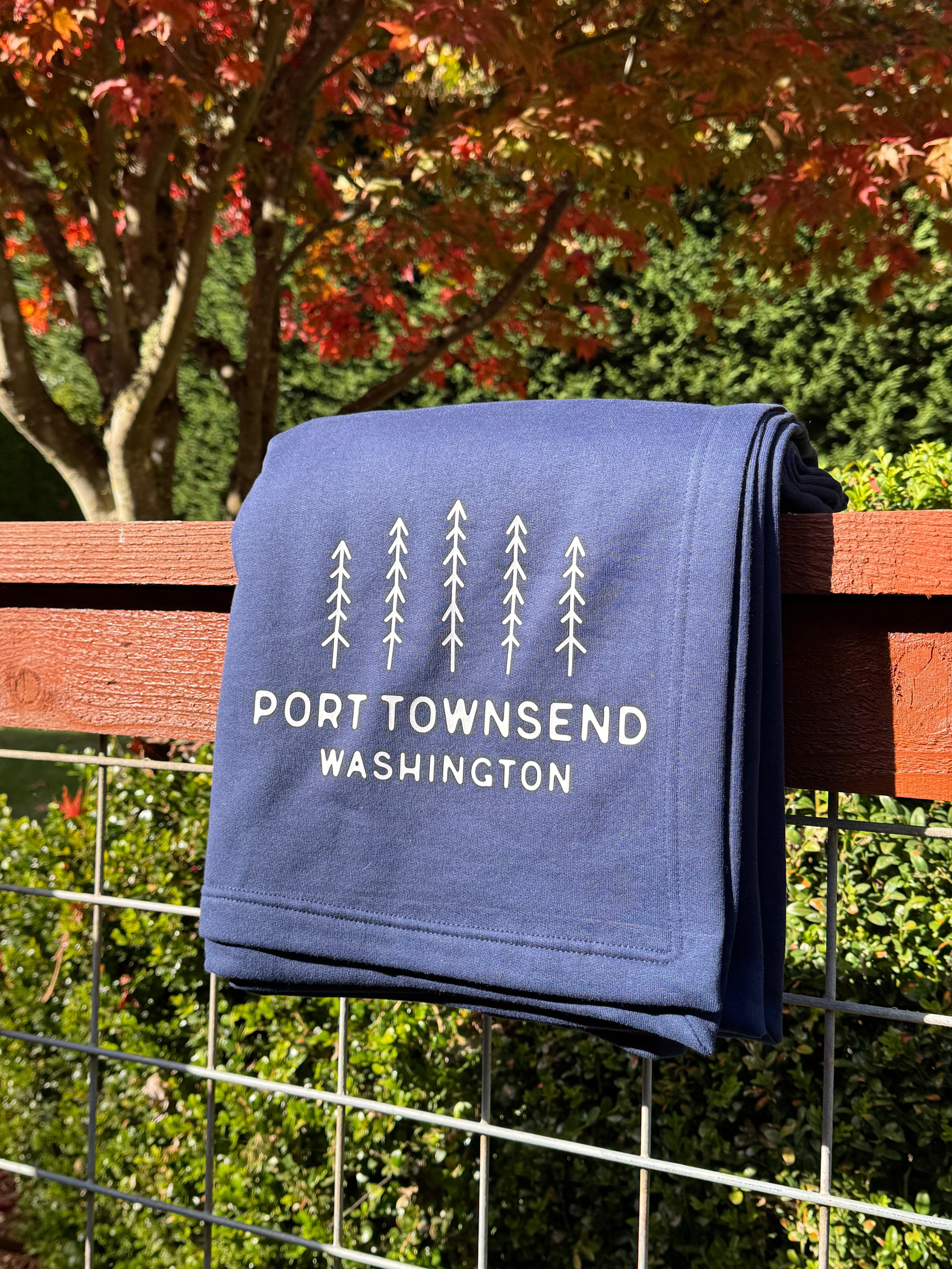 Port Townsend WA Pine Trees Sweatshirt Throw Blanket Navy