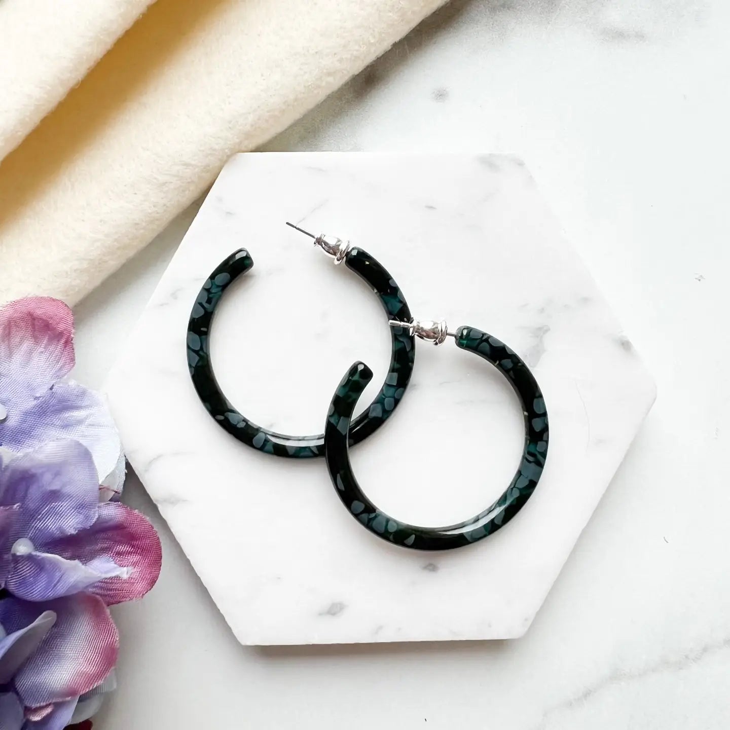 Thin Round 40mm Hoop