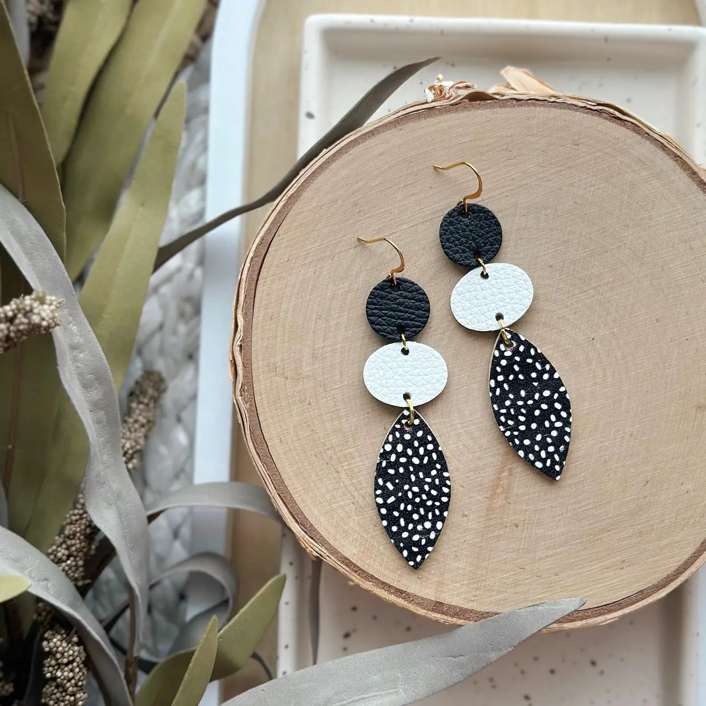 Downtown Nights Earrings